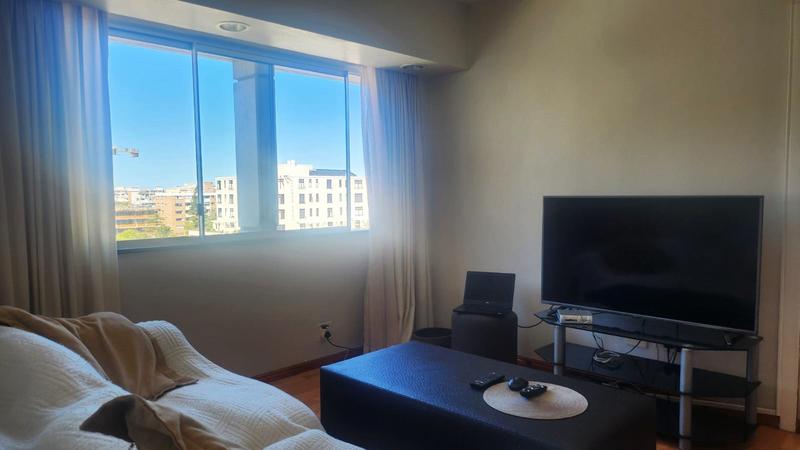 1 Bedroom Property for Sale in Sea Point Western Cape